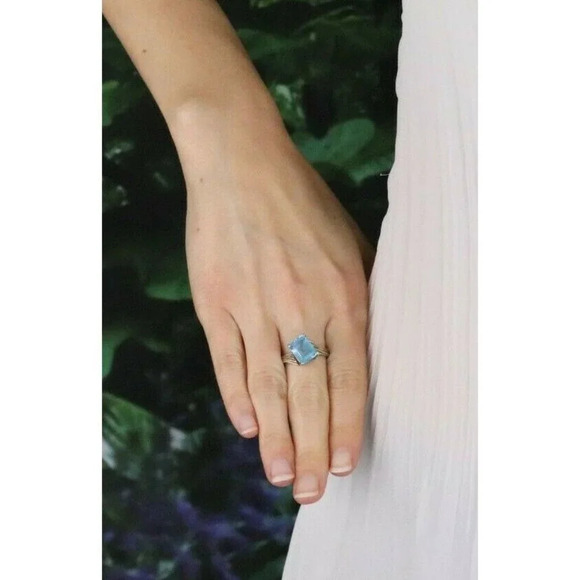 Sterling Silver Blue Topaz Ring Size 6 3/4 - Picture 2 of 7
